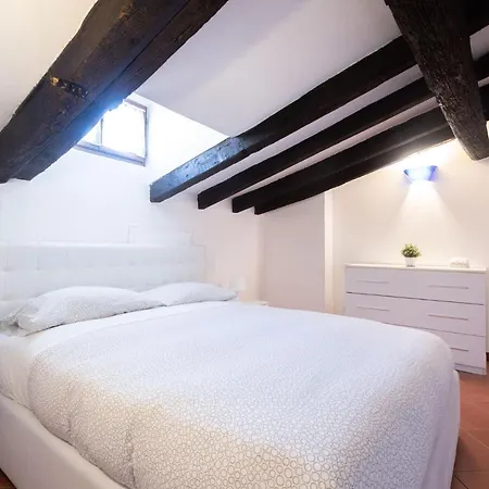 Beautiful Penthouse In City Center With Balcony Bologna Exterior photo